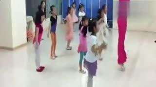 小海兔成人舞蹈视频,动感舞步，释放魅力